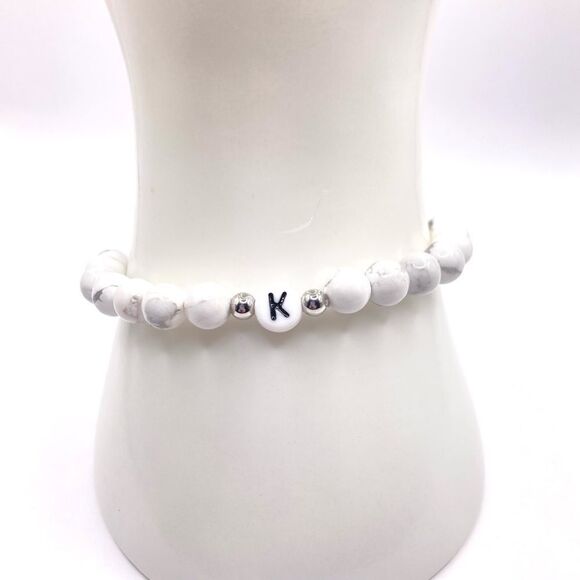 Black and white Initial K natural howlite stone stretch bracelet - Picture 2 of 3